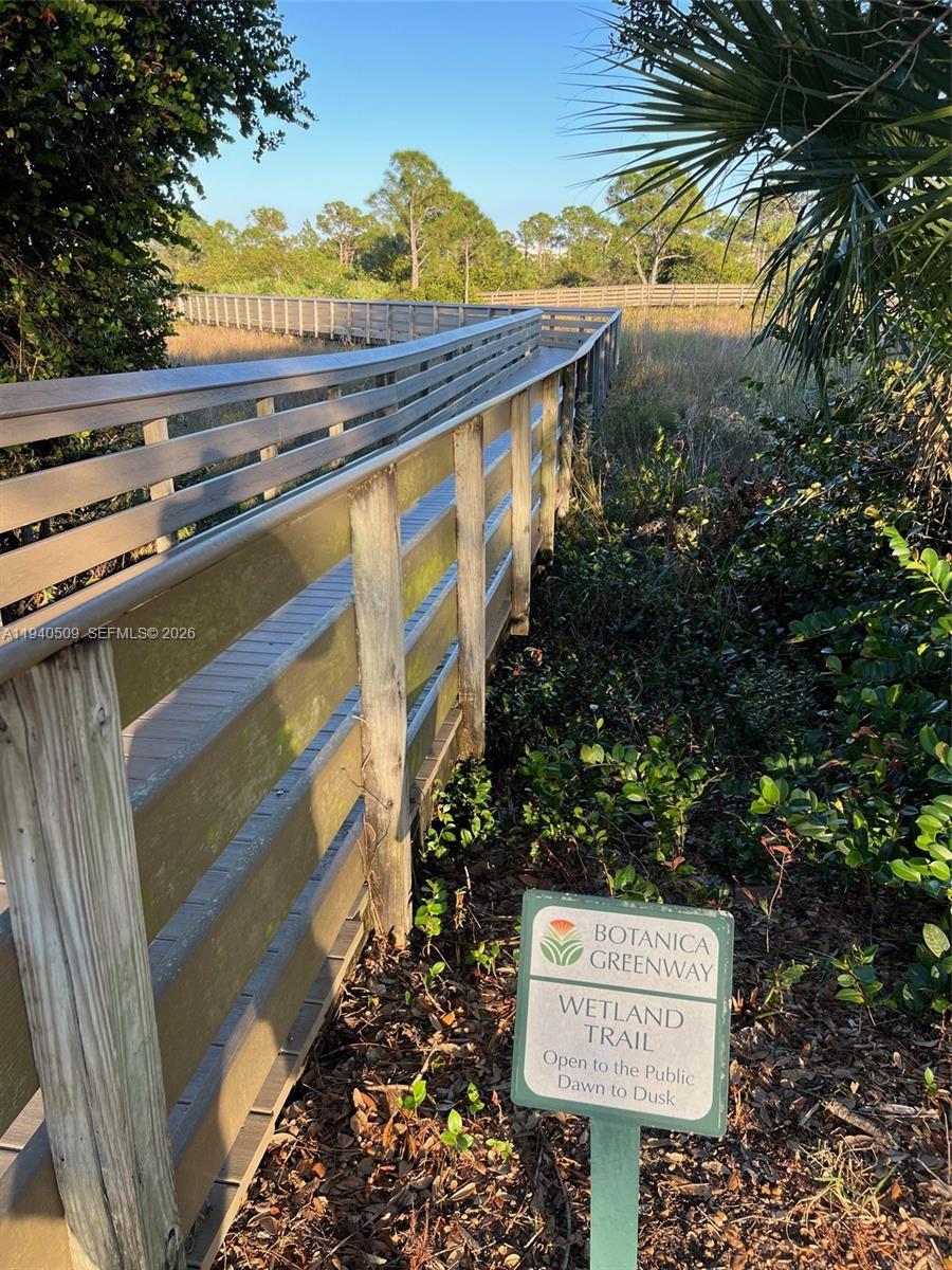 184 W Bay Cedar Cir Jupiter, FL 33458