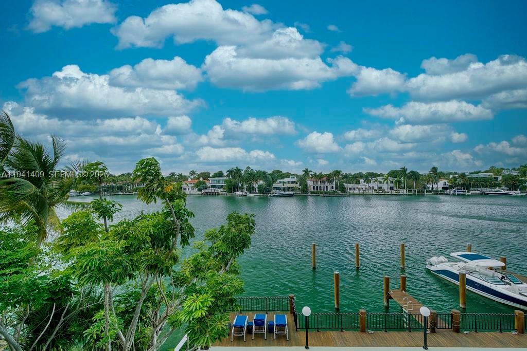 Undisclosed Address Miami Beach, FL 33140