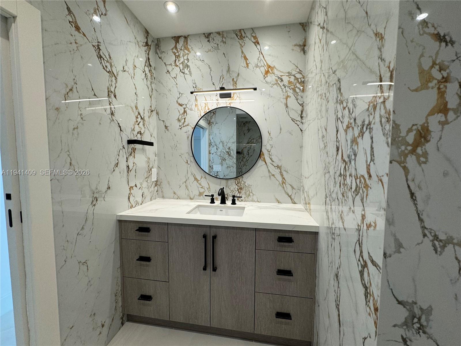 Undisclosed Address Miami Beach, FL 33140