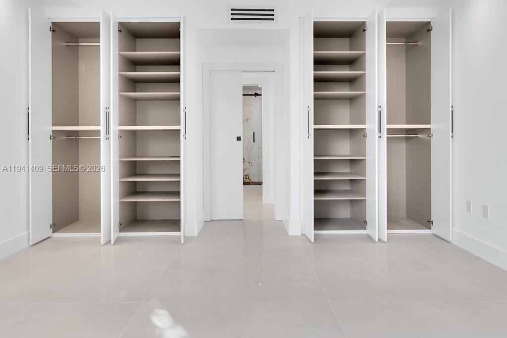 Undisclosed Address Miami Beach, FL 33140