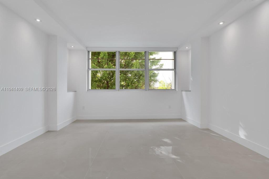 Undisclosed Address Miami Beach, FL 33140