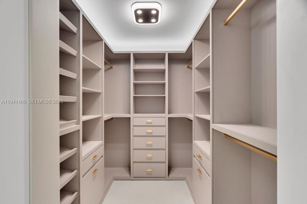 Undisclosed Address Miami Beach, FL 33140