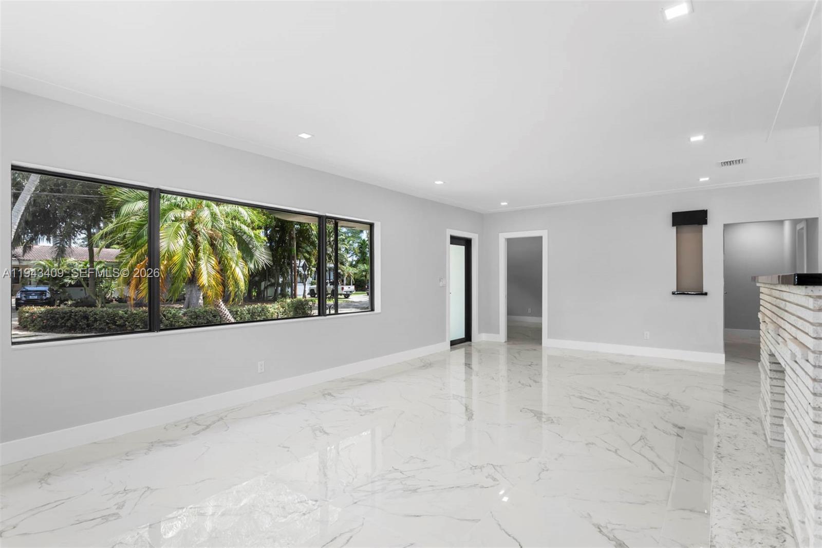 260 NW 86th St El Portal, FL 33150