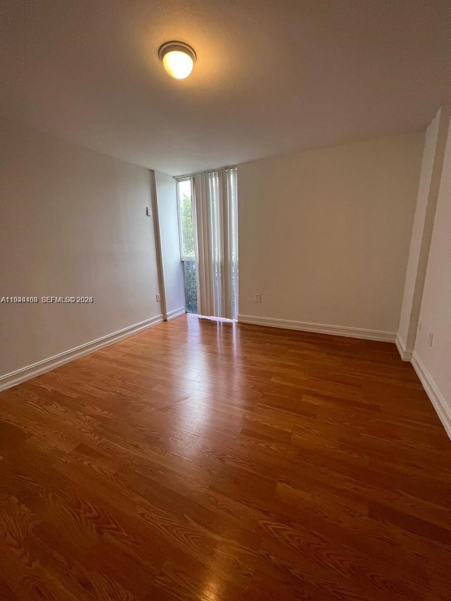 7035 NW 186th St #D303 Hialeah, FL 33015