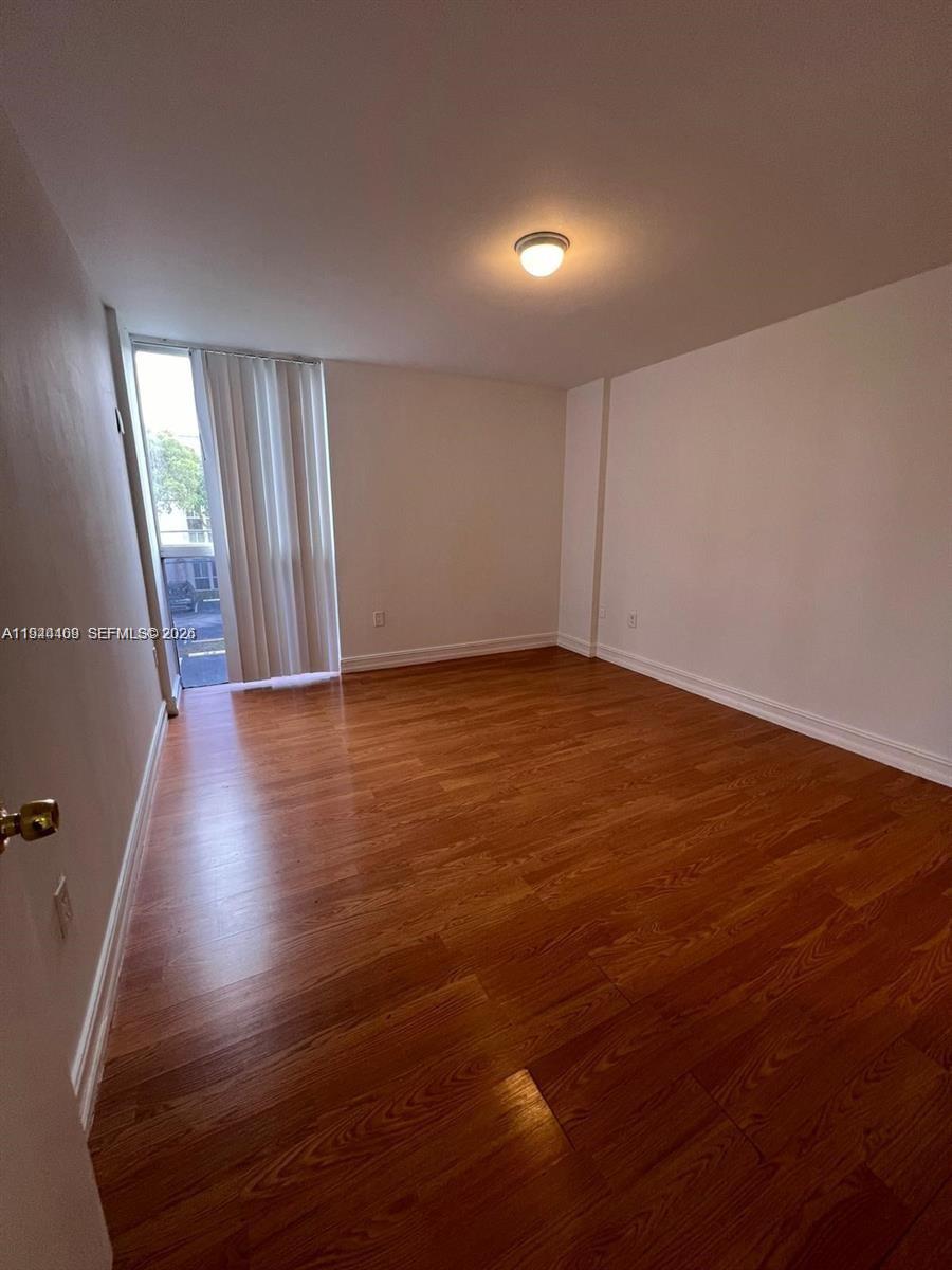 7035 NW 186th St #D303 Hialeah, FL 33015