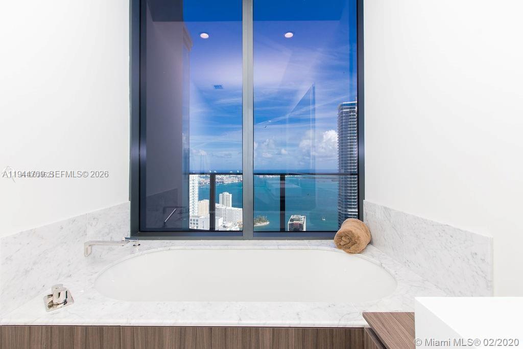 image Brickell Flatiron11
