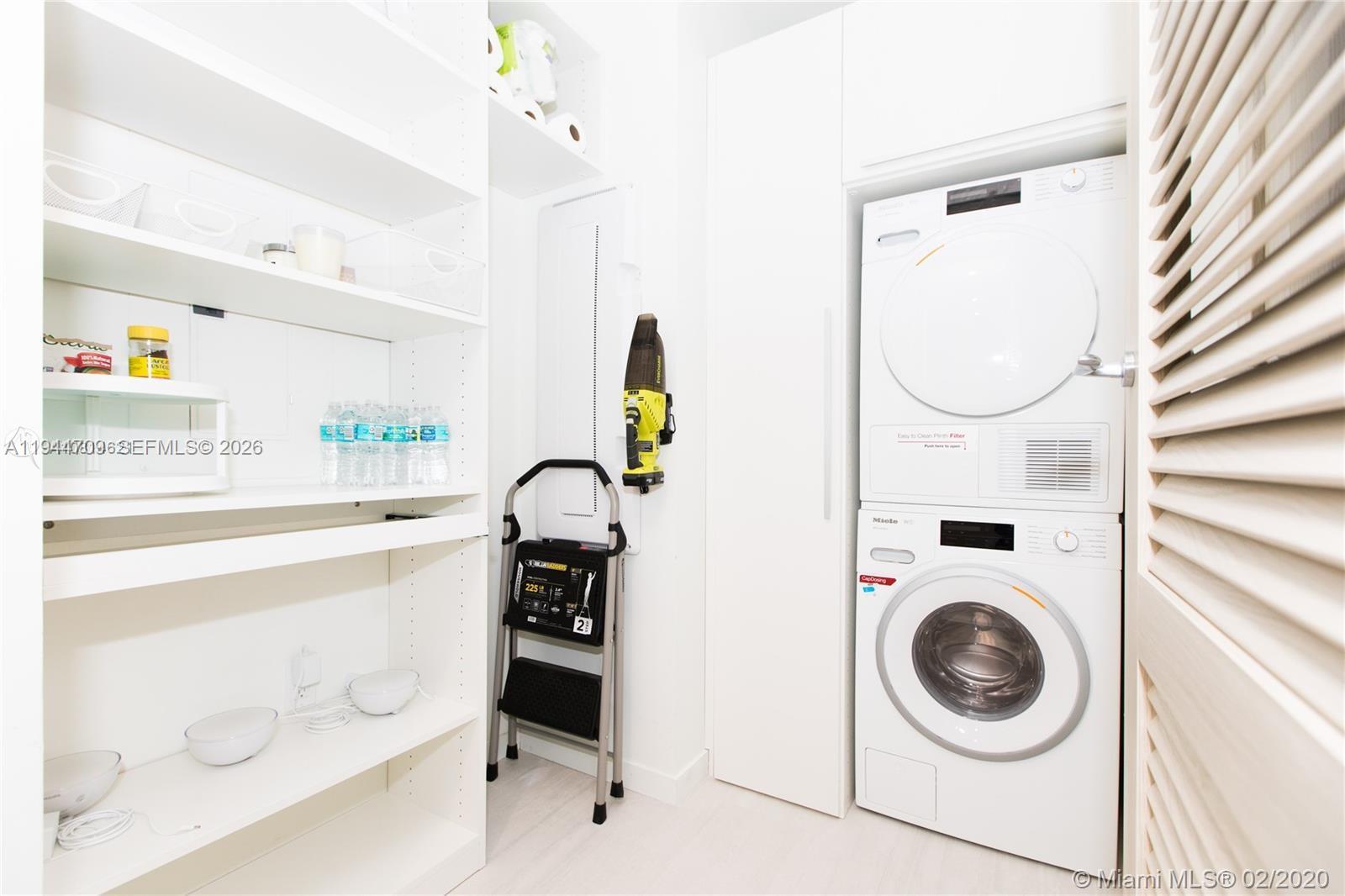 image Brickell Flatiron16