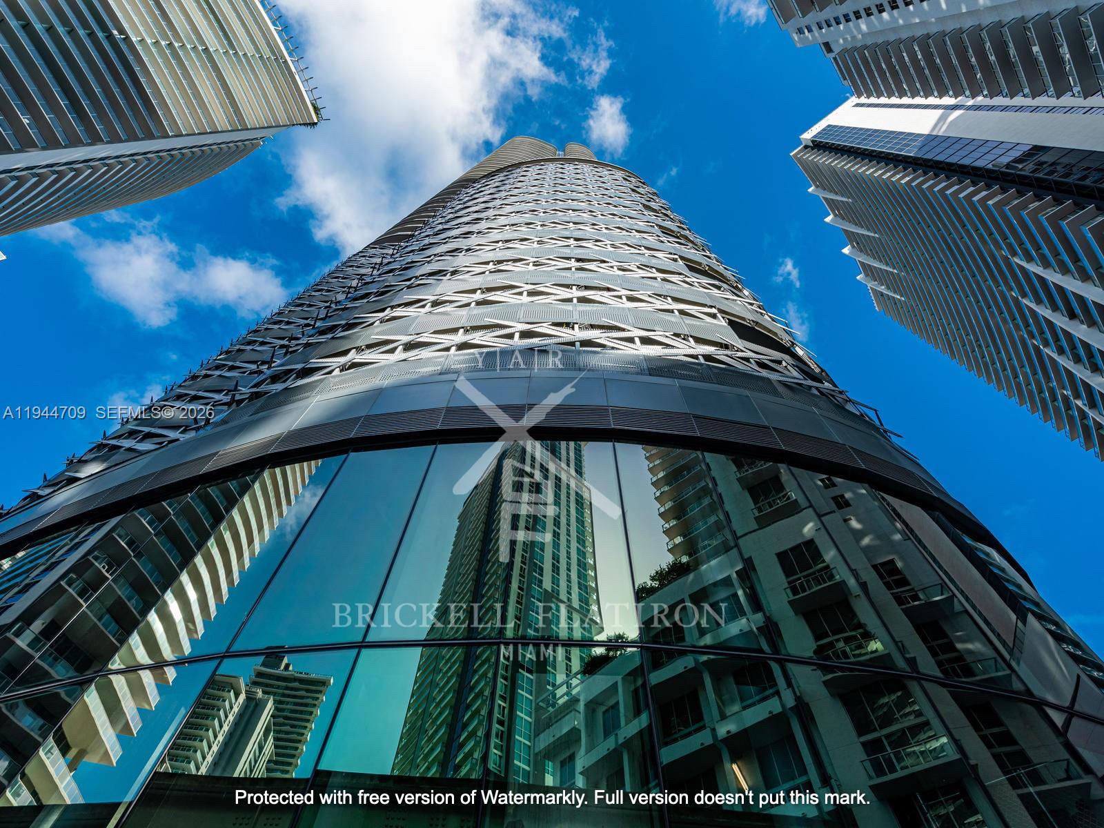 image Brickell Flatiron20