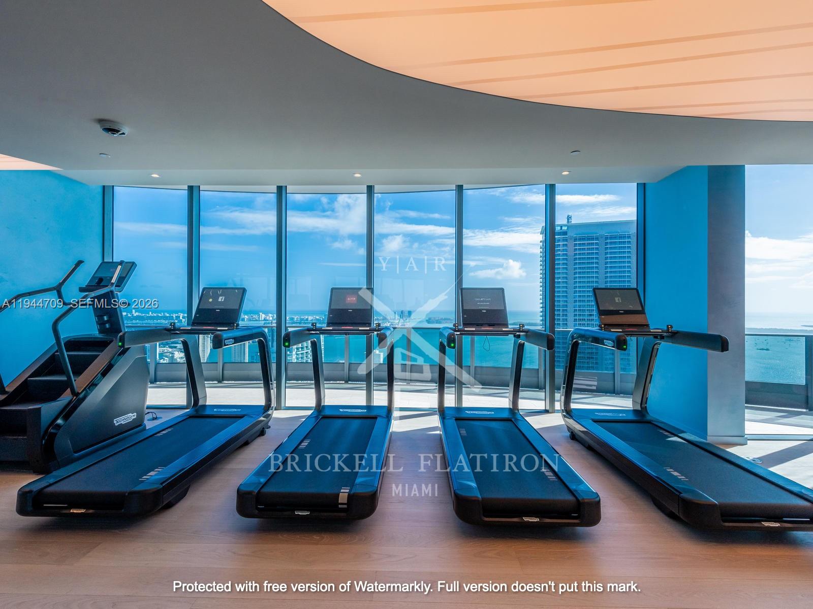 image Brickell Flatiron23