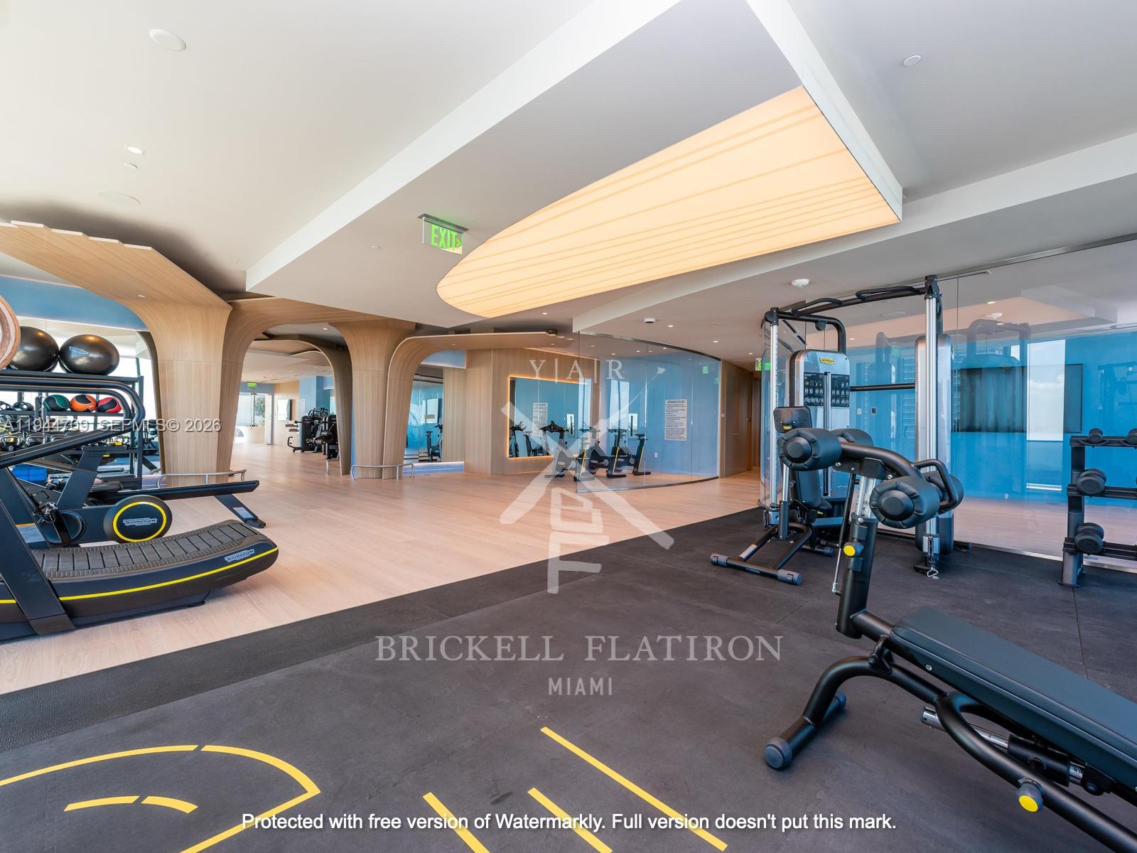 image Brickell Flatiron24