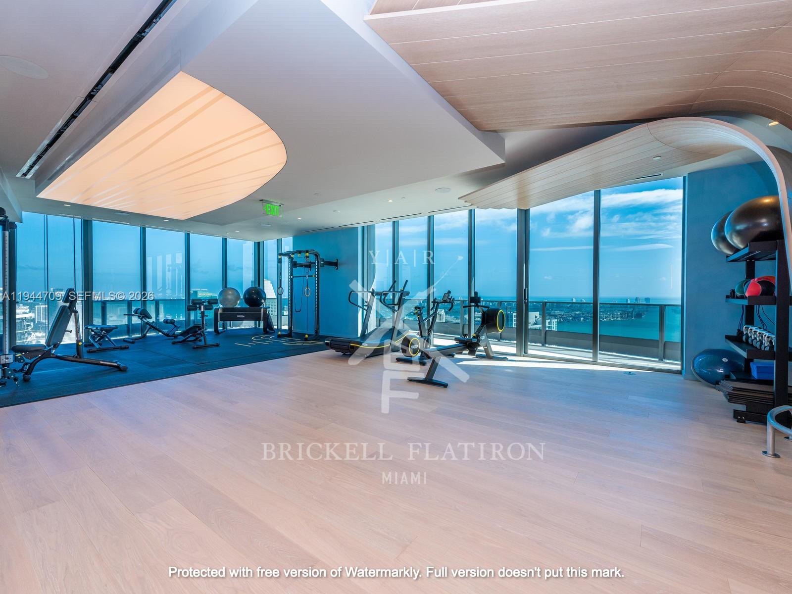 image Brickell Flatiron25