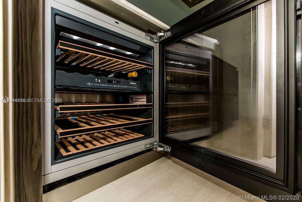 image Brickell Flatiron4