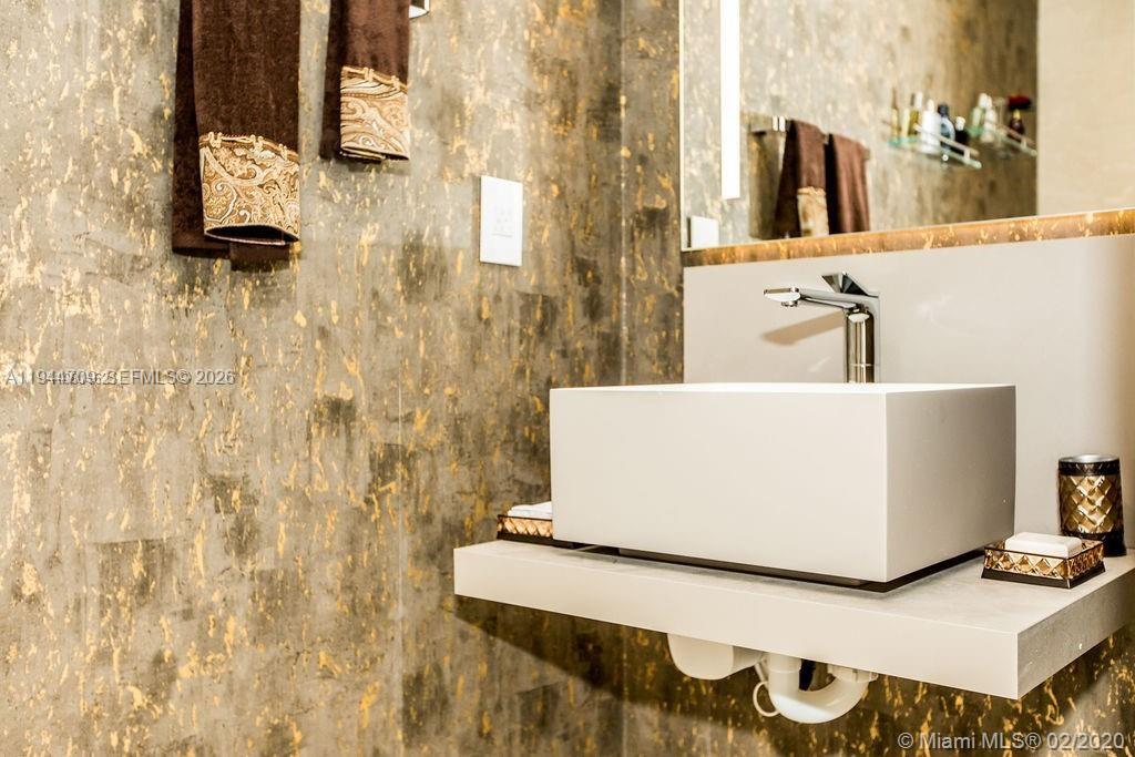 image Brickell Flatiron6