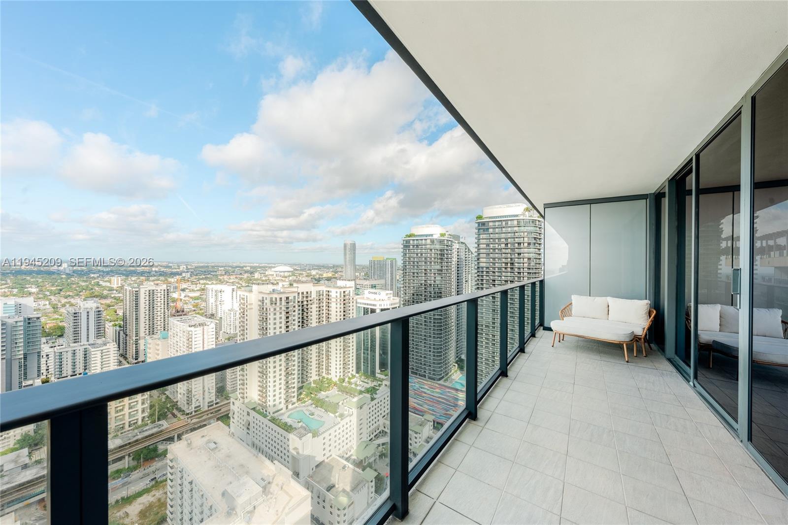 image Brickell Flatiron8