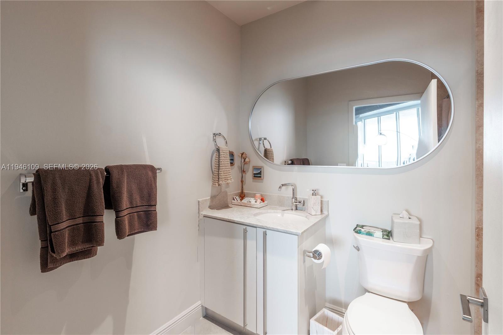 700 NE 25th St #2002 Miami, FL 33137