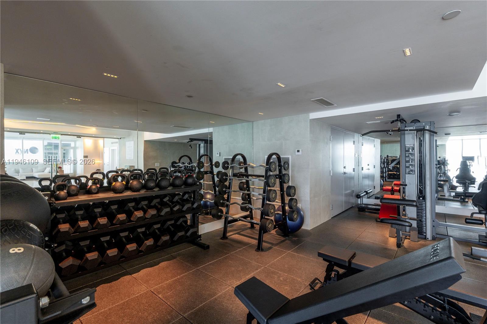 700 NE 25th St #2002 Miami, FL 33137