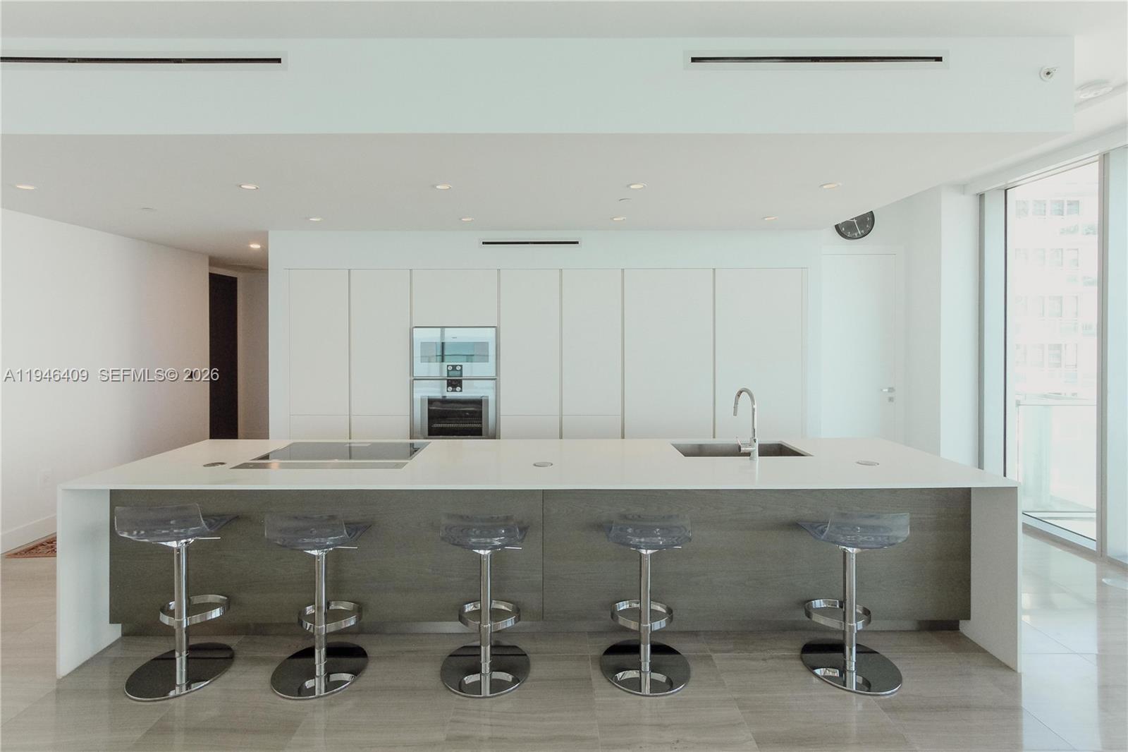 Undisclosed Address Miami Beach, FL 33141