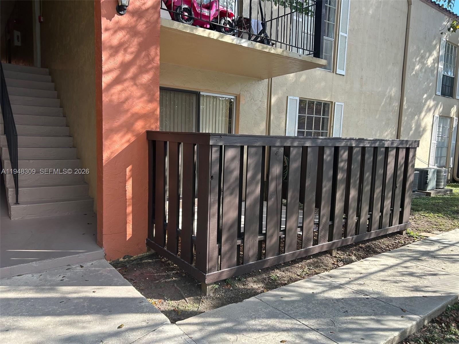 10740 N Kendall Dr #L19