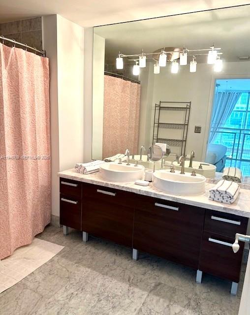 image Vizcayne South11