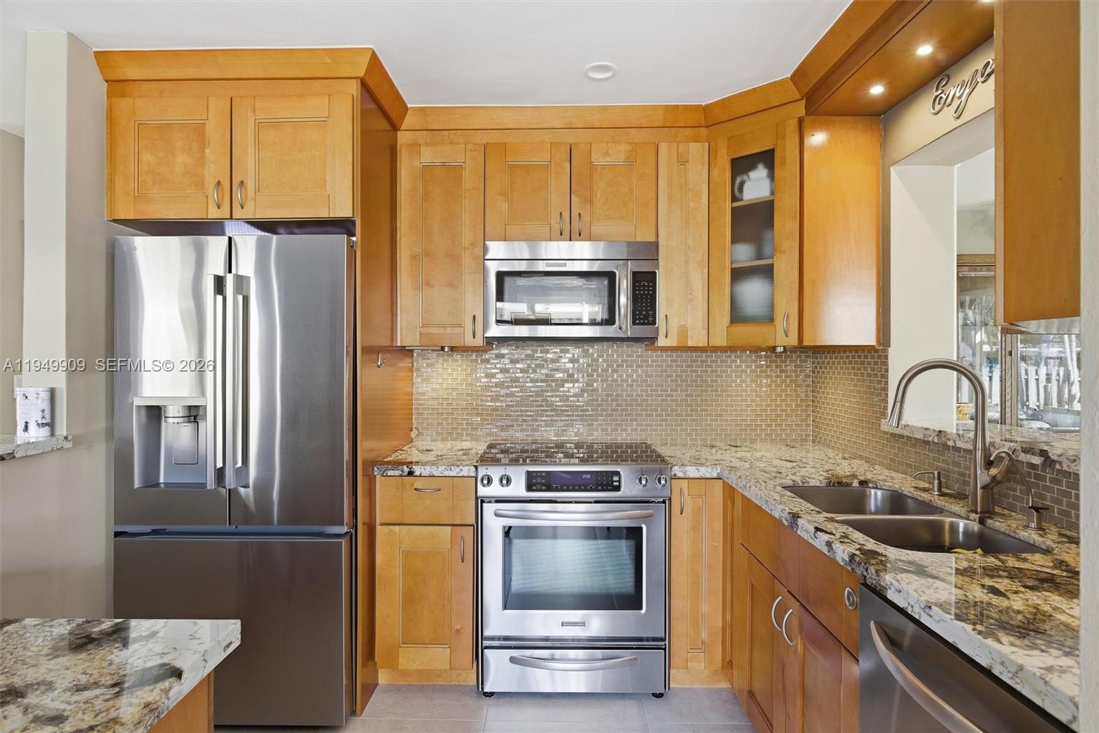 2213 NE 16th Ave Wilton Manors, FL 33305