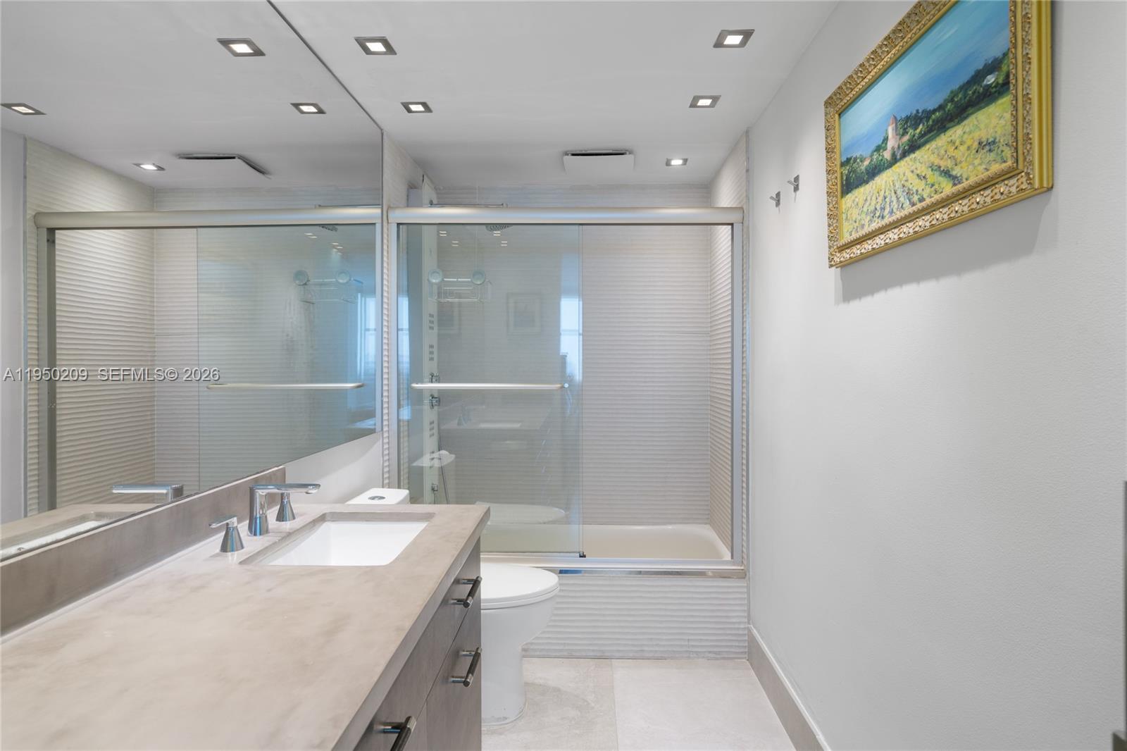 5750 Collins Ave #15E Miami Beach, FL 33140