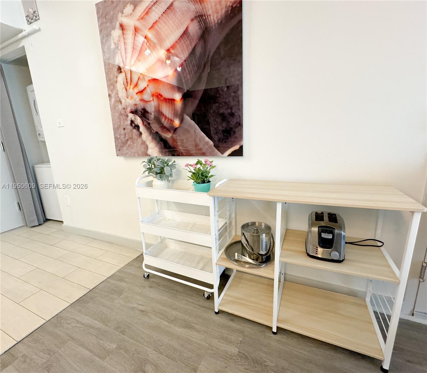 image Beachwalk Condominium13