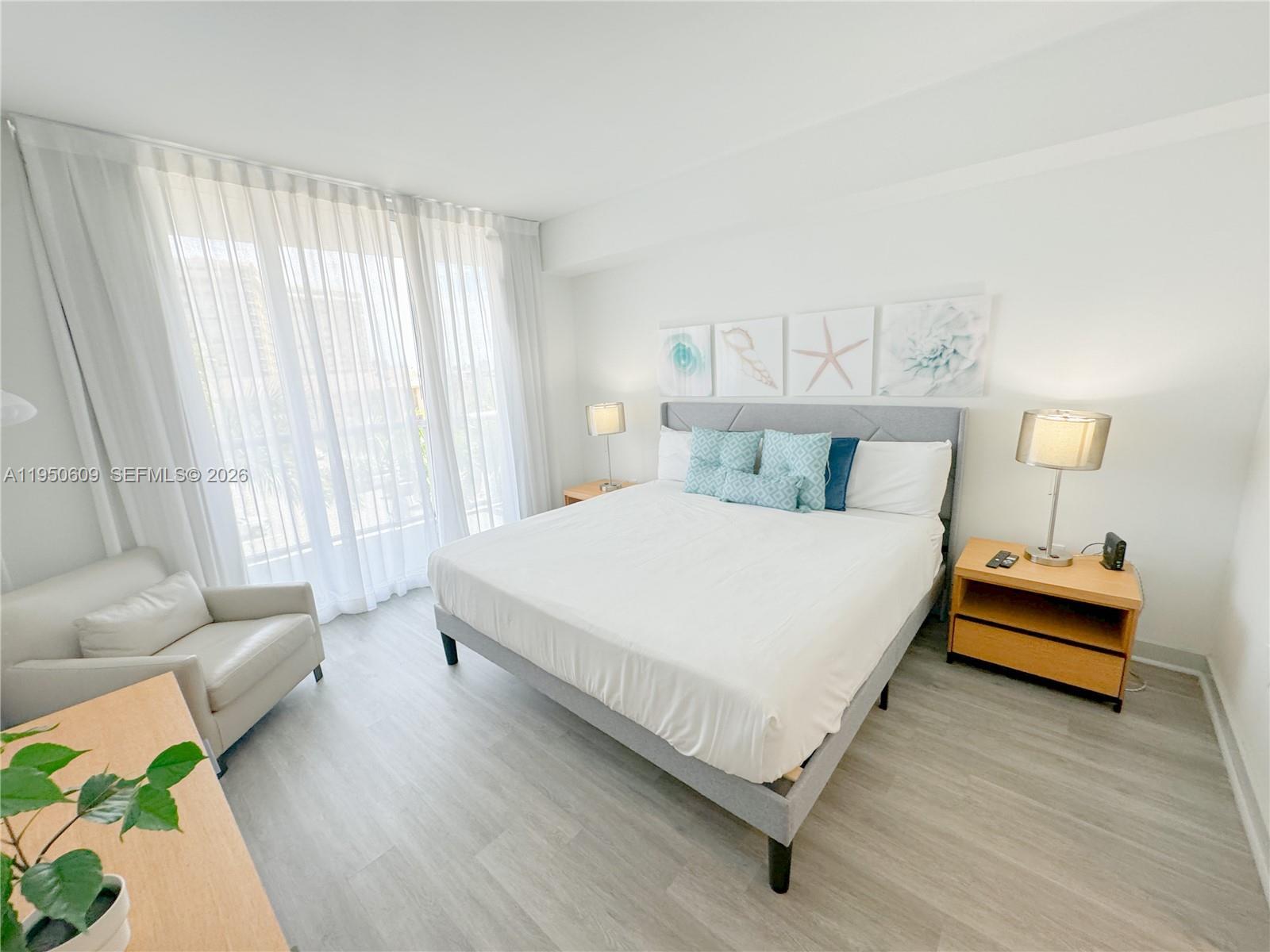 image Beachwalk Condominium15