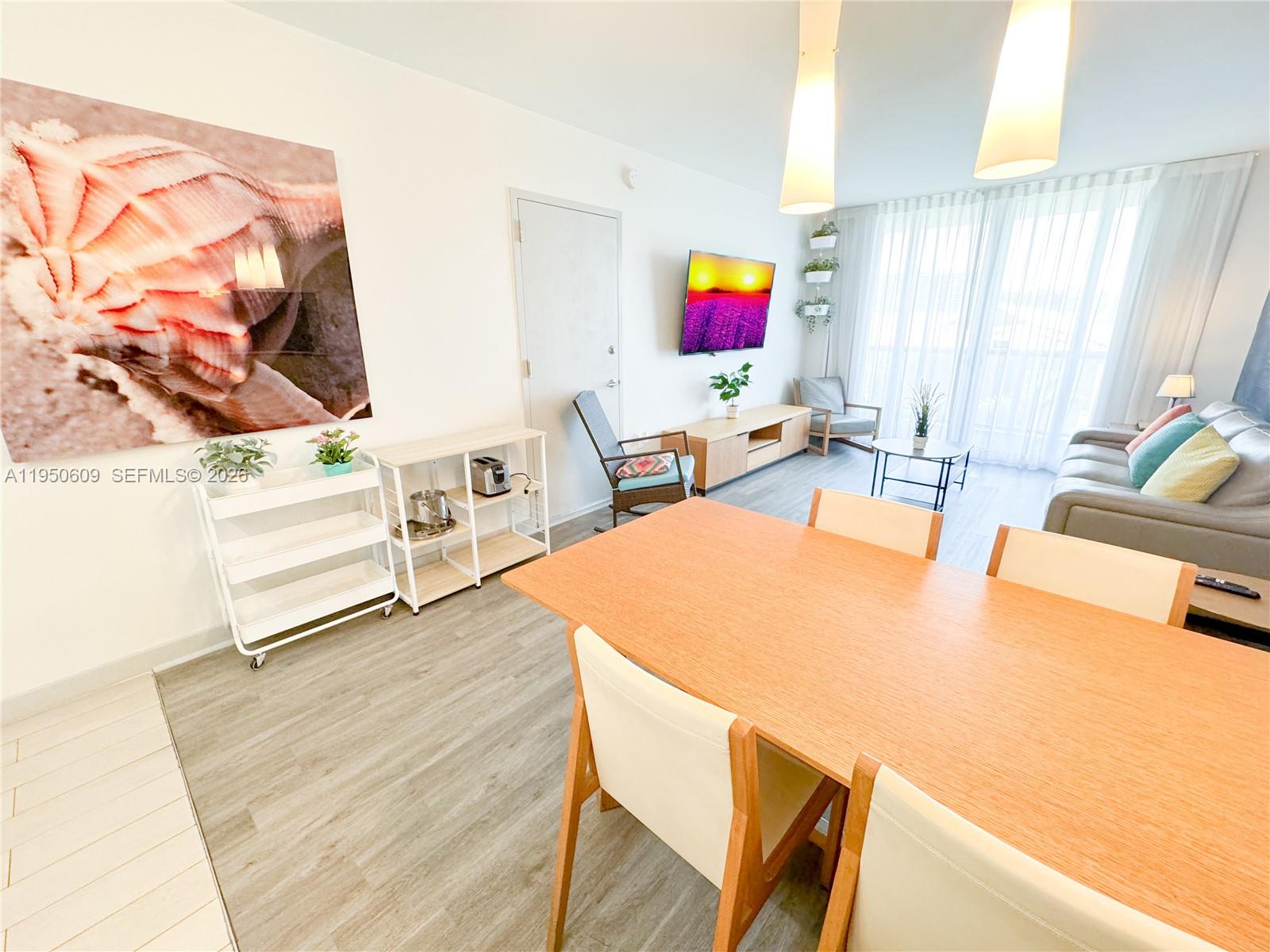 image Beachwalk Condominium2