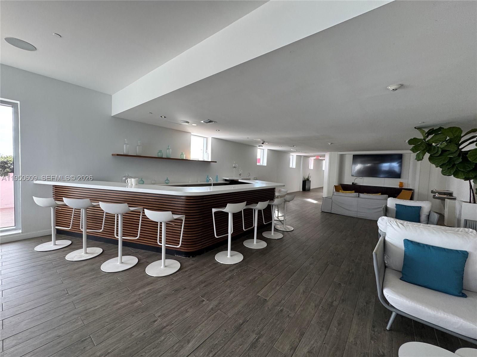 image Beachwalk Condominium34