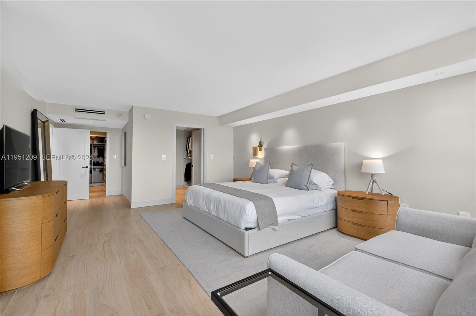 image Three Grove Isle21