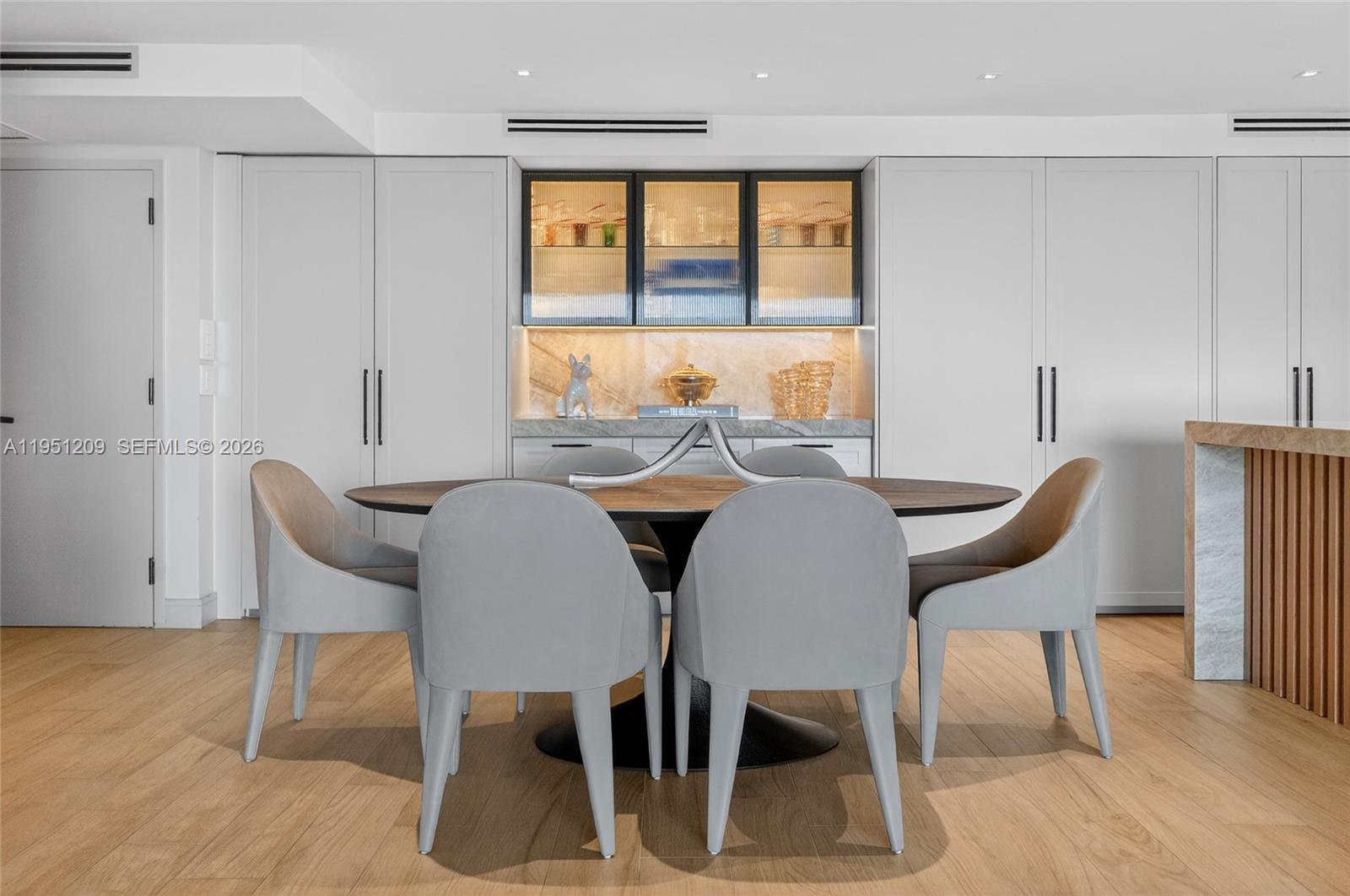 image Three Grove Isle4