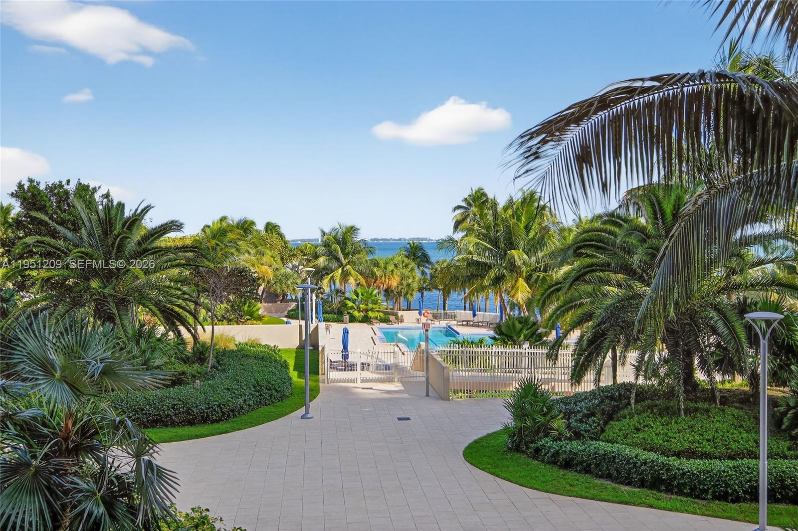 image Three Grove Isle6