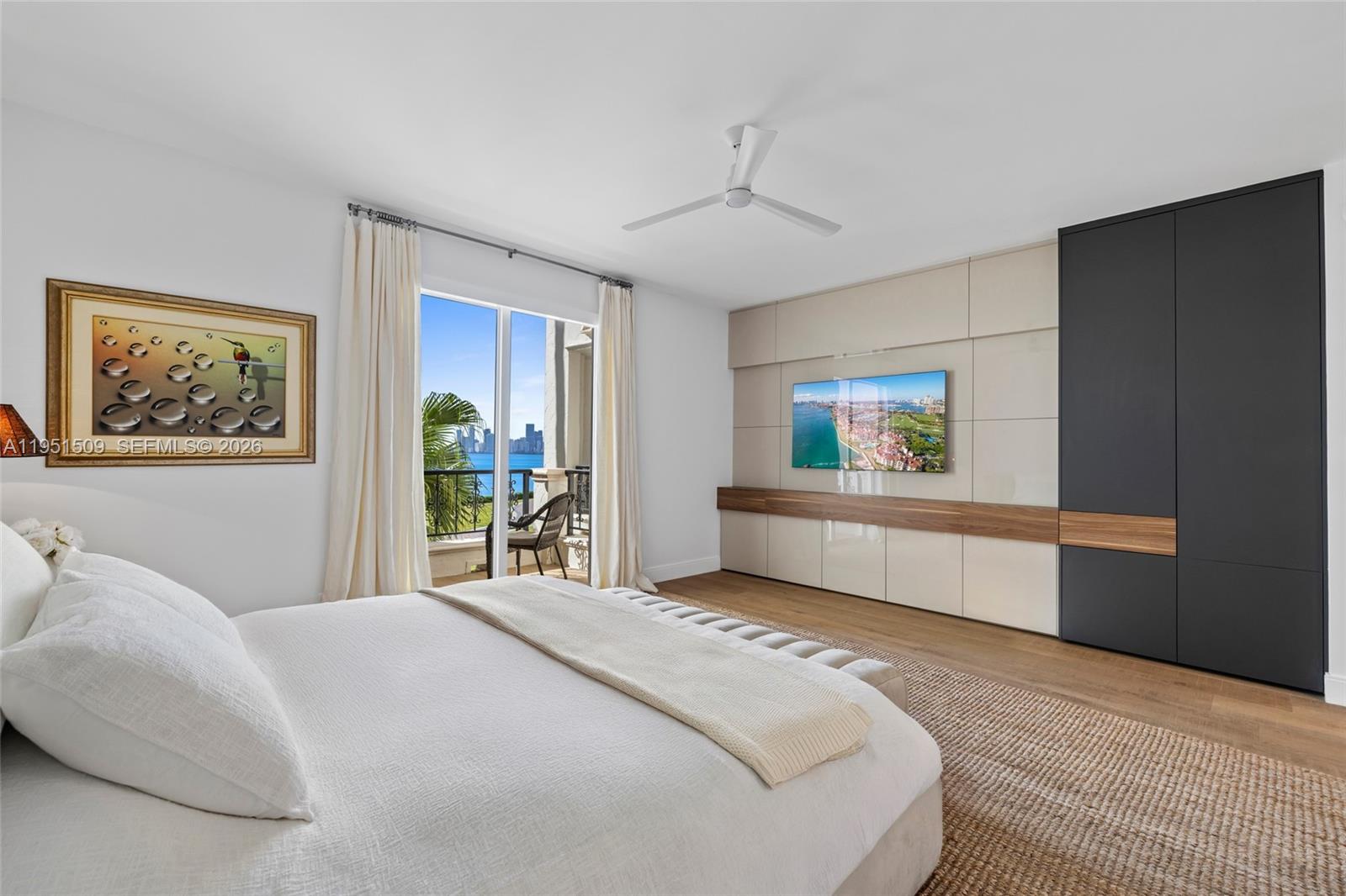 2225 Fisher Is Dr #3205 Miami Beach, FL 33109