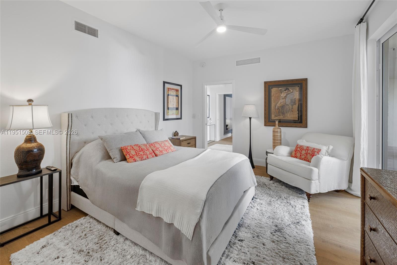 2225 Fisher Is Dr #3205 Miami Beach, FL 33109