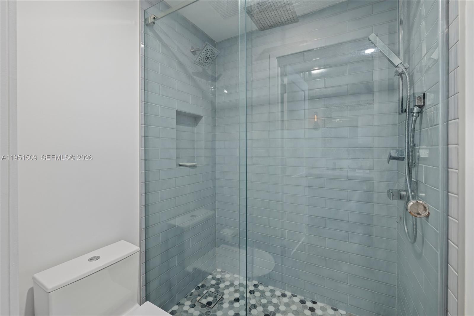 2225 Fisher Is Dr #3205 Miami Beach, FL 33109