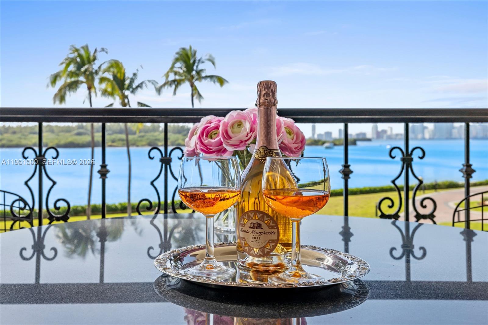 2225 Fisher Is Dr #3205 Miami Beach, FL 33109