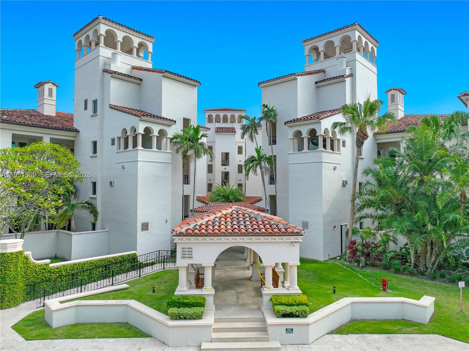 2225 Fisher Is Dr #3205 Miami Beach, FL 33109