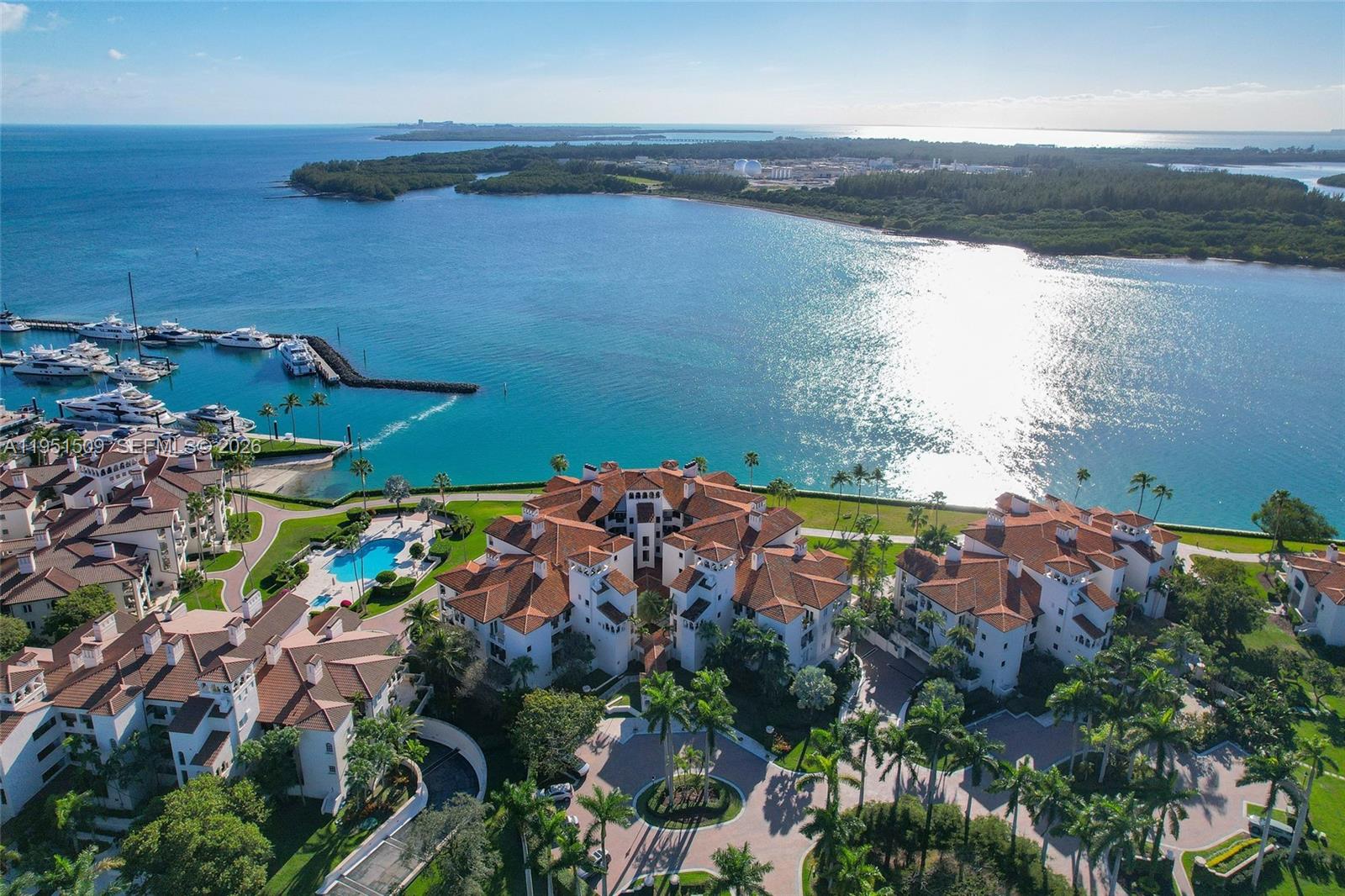 2225 Fisher Is Dr #3205 Miami Beach, FL 33109