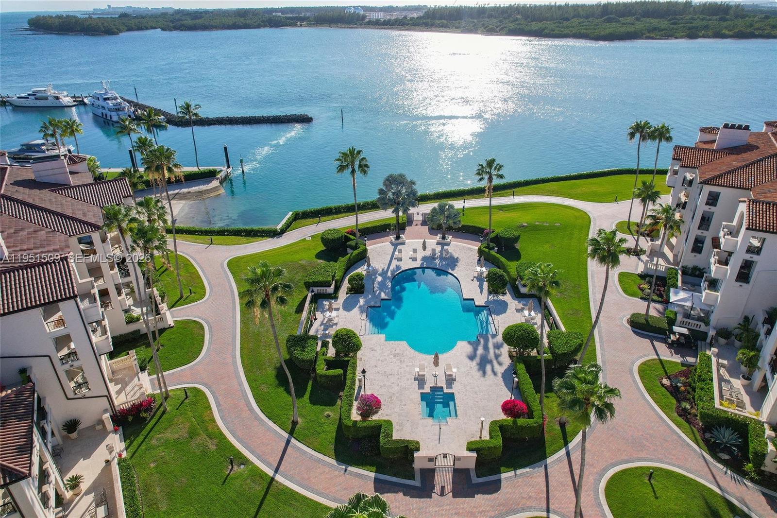 2225 Fisher Is Dr #3205 Miami Beach, FL 33109