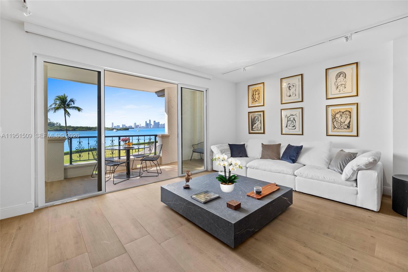 2225 Fisher Is Dr #3205 Miami Beach, FL 33109