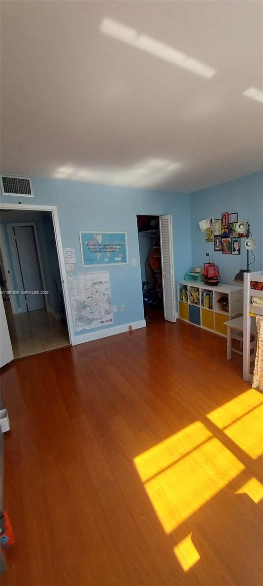 image Brickell Bay Club9