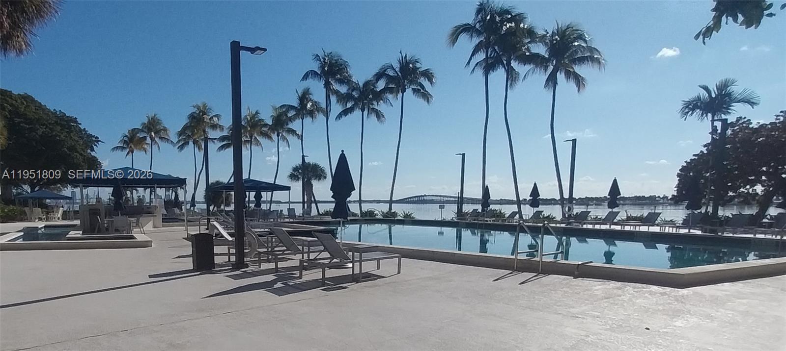 image Brickell Bay Club23