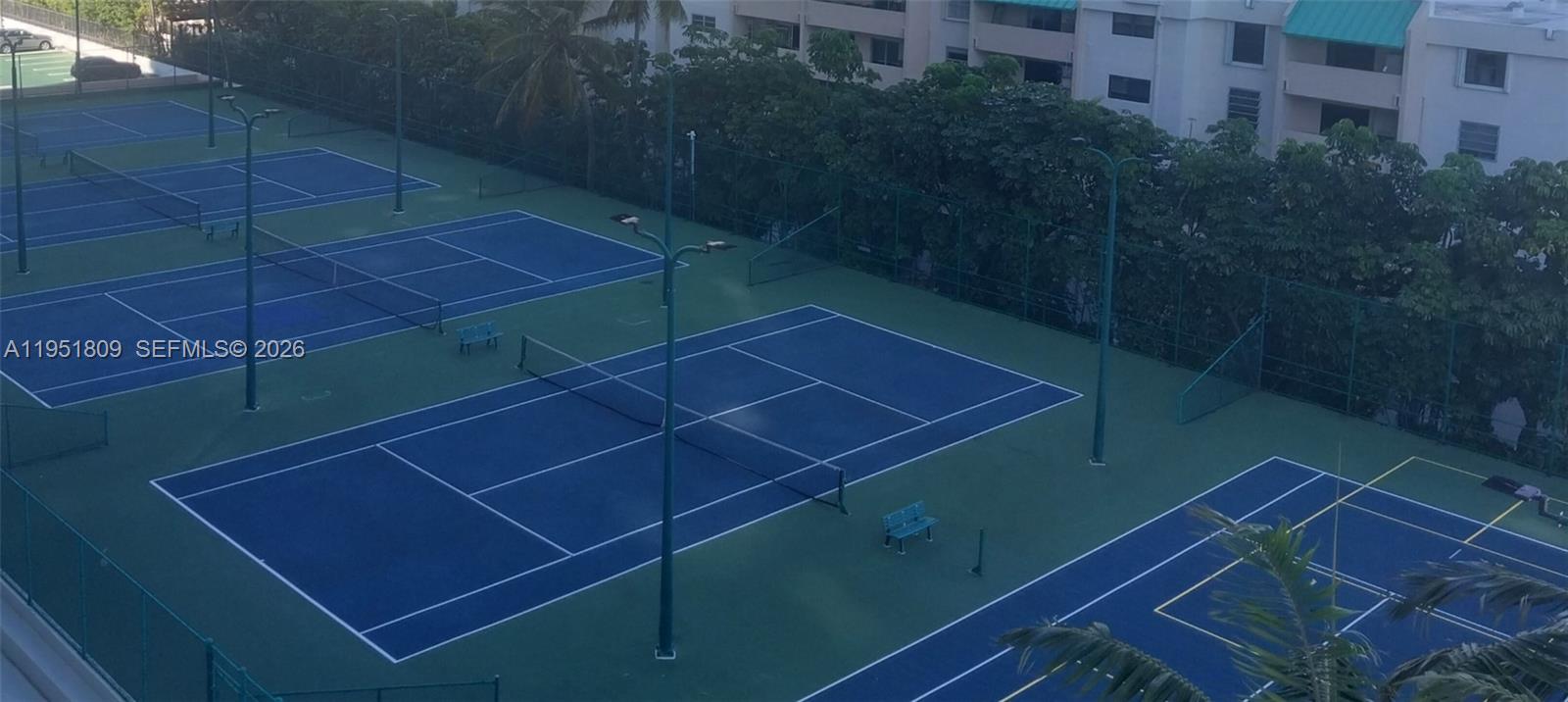 image Brickell Bay Club29