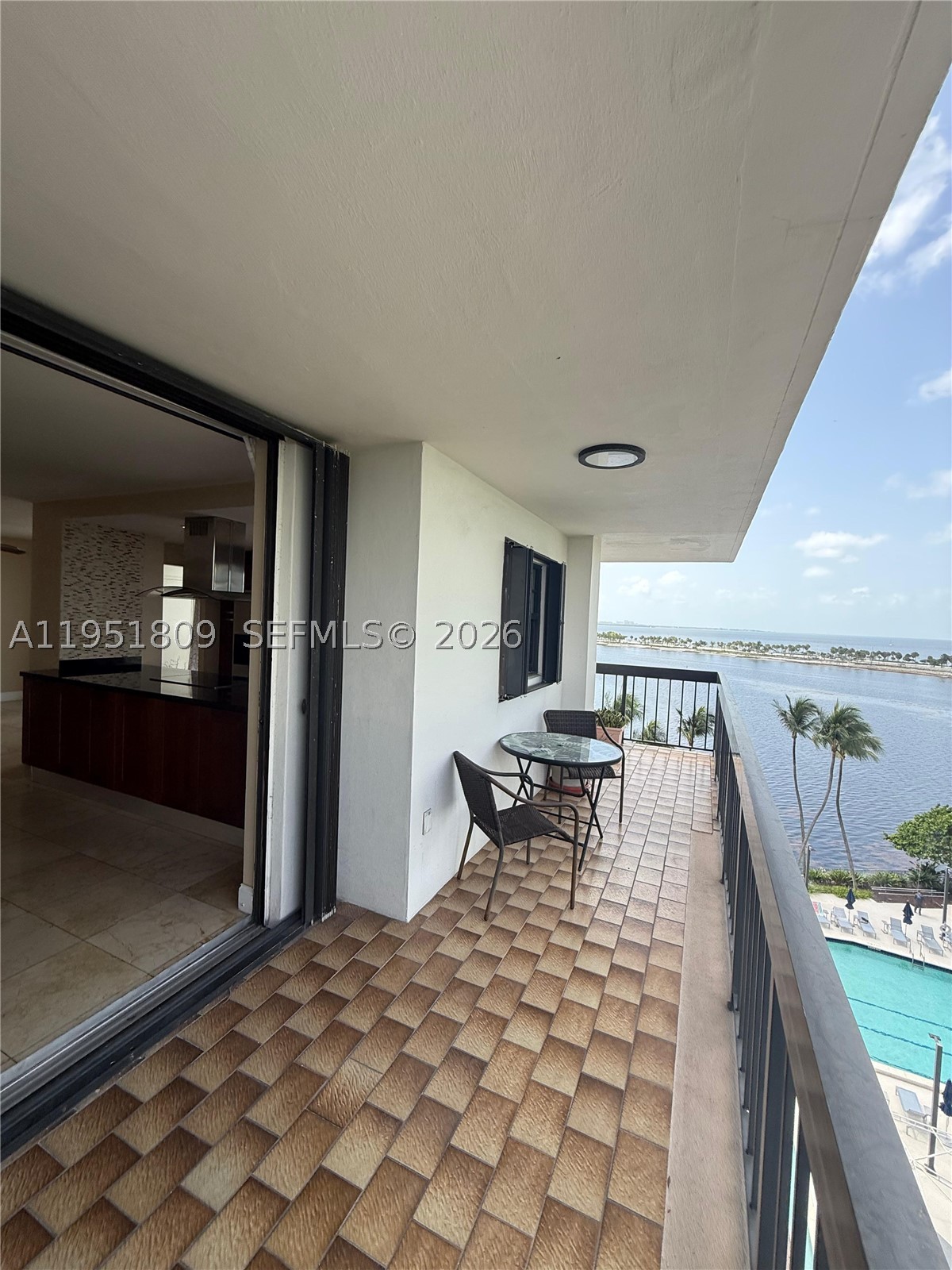 image Brickell Bay Club59