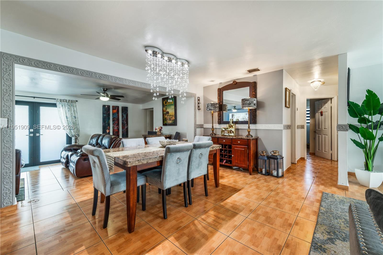 8065 W 14th Ct Hialeah, FL 33014