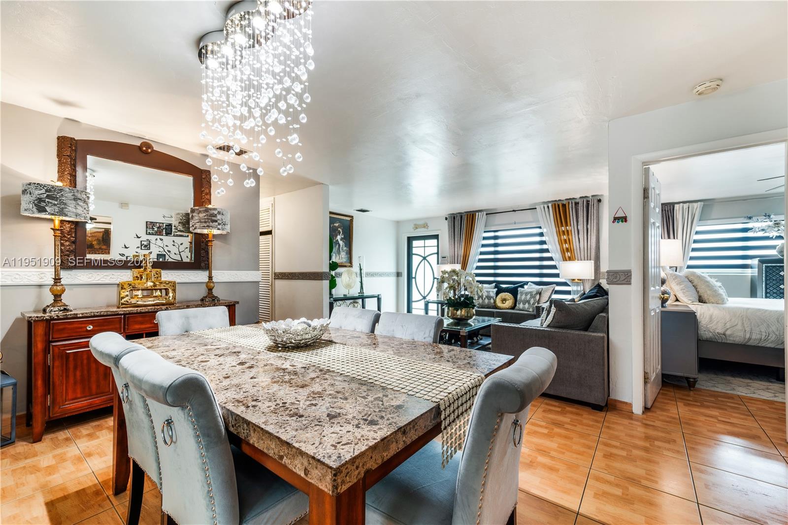 8065 W 14th Ct Hialeah, FL 33014