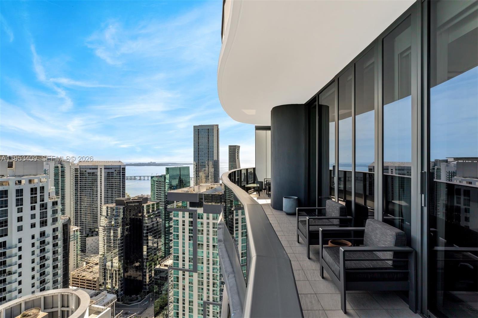 image Brickell Flatiron42