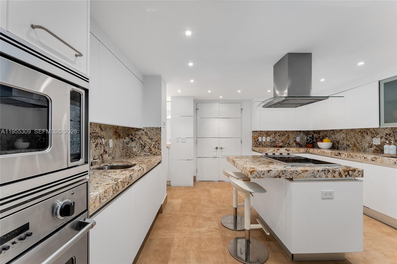 2443 Fisher Is Dr #5403 Miami, FL 33109