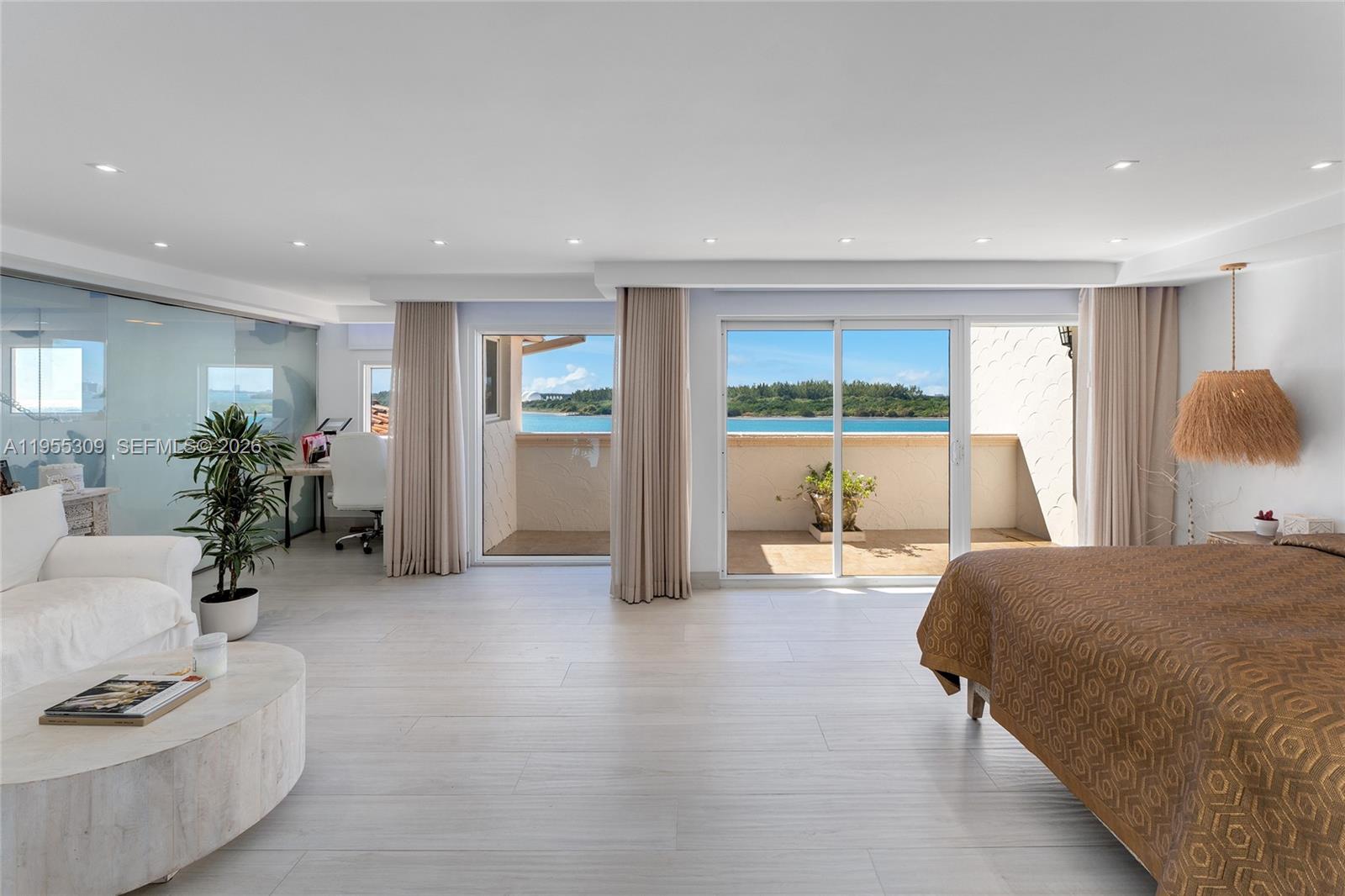 2443 Fisher Is Dr #5403 Miami, FL 33109