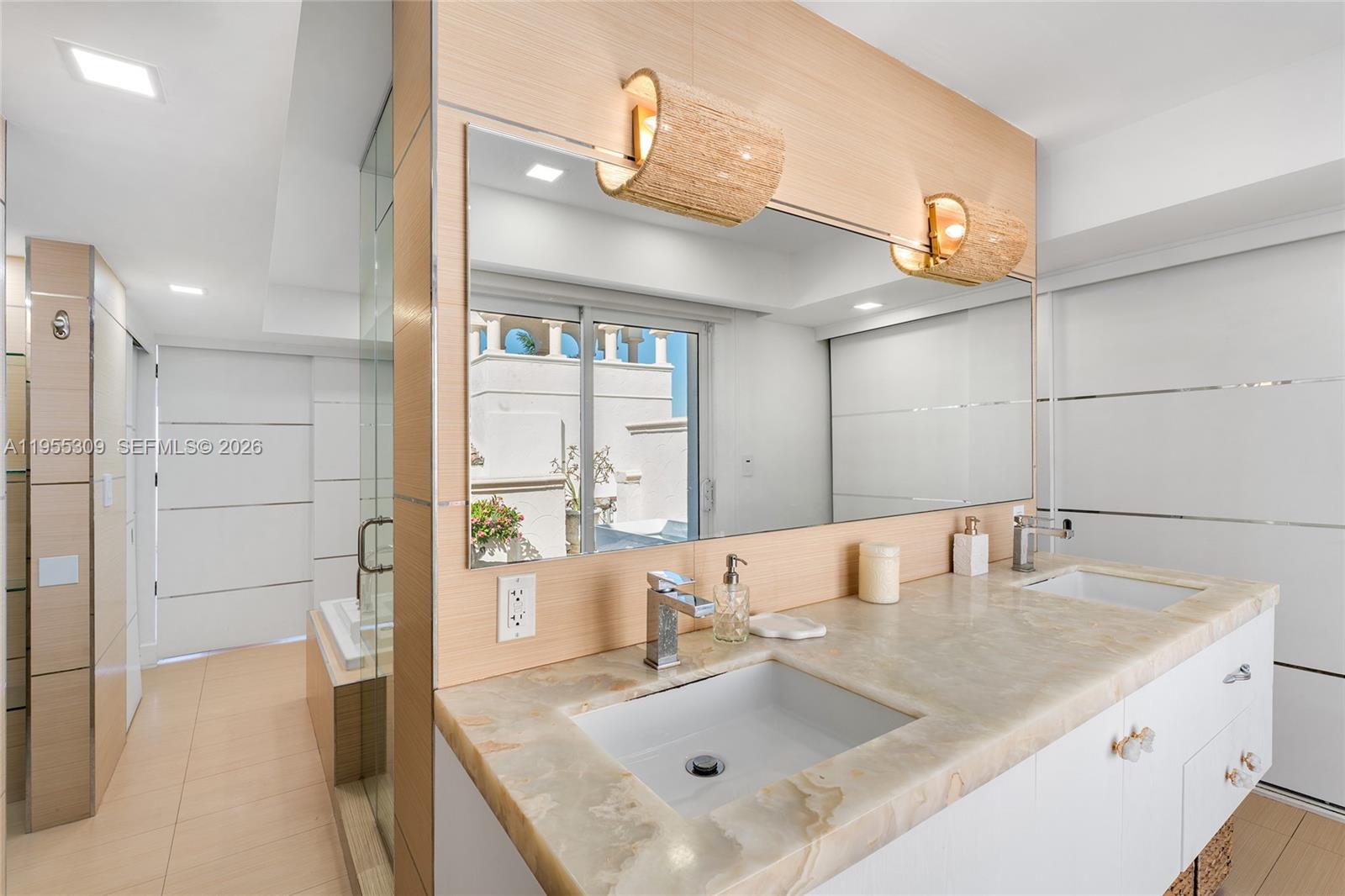 2443 Fisher Is Dr #5403 Miami, FL 33109